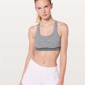 Lululemon Time To Sweat Bra
Monochromic White / Monochromic Black Luxtreme